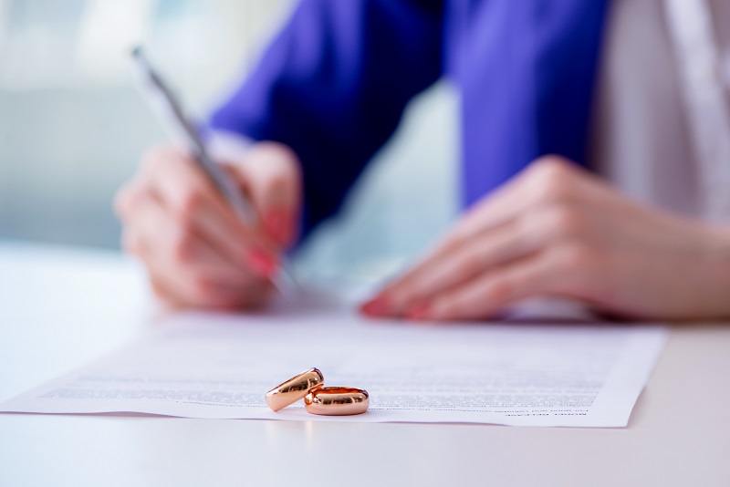 Prenuptial agreement lawyer helps provide security